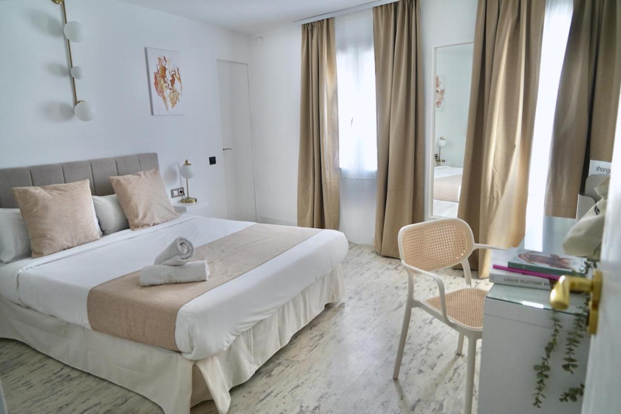 Aldara Sitges Hotel Bagian luar foto