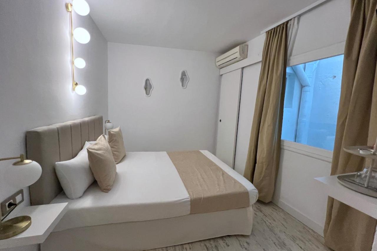 Aldara Sitges Hotel Bagian luar foto