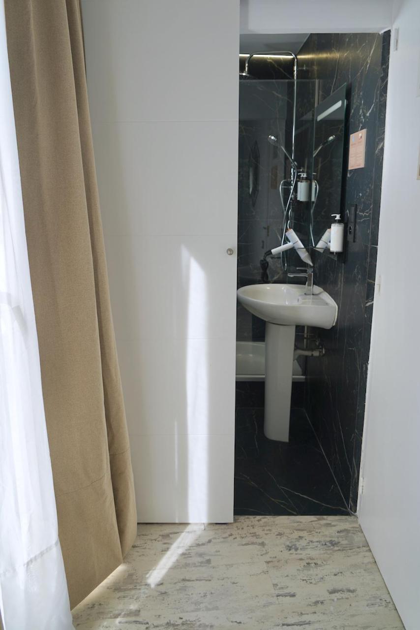 Aldara Sitges Hotel Bagian luar foto