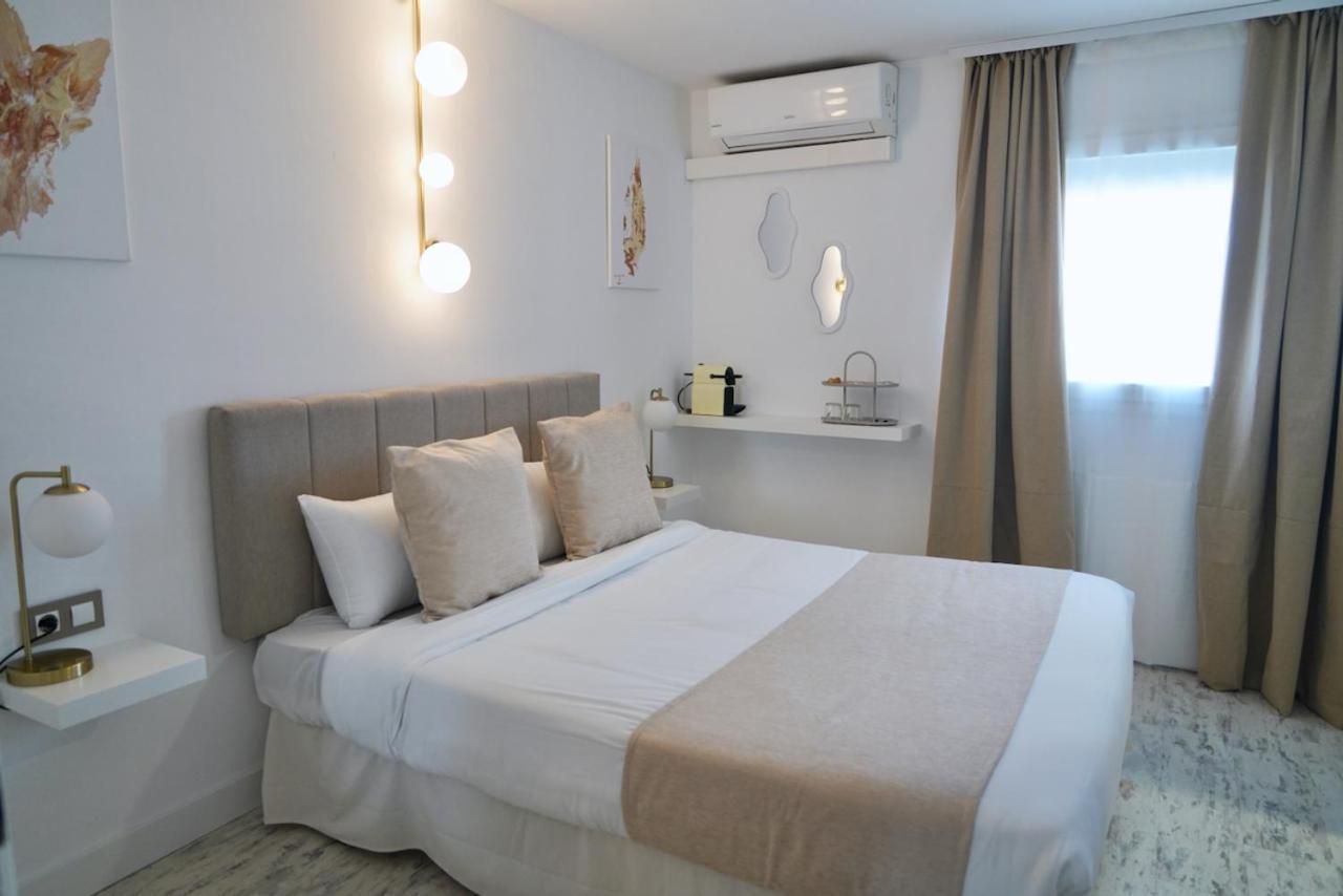 Aldara Sitges Hotel Bagian luar foto