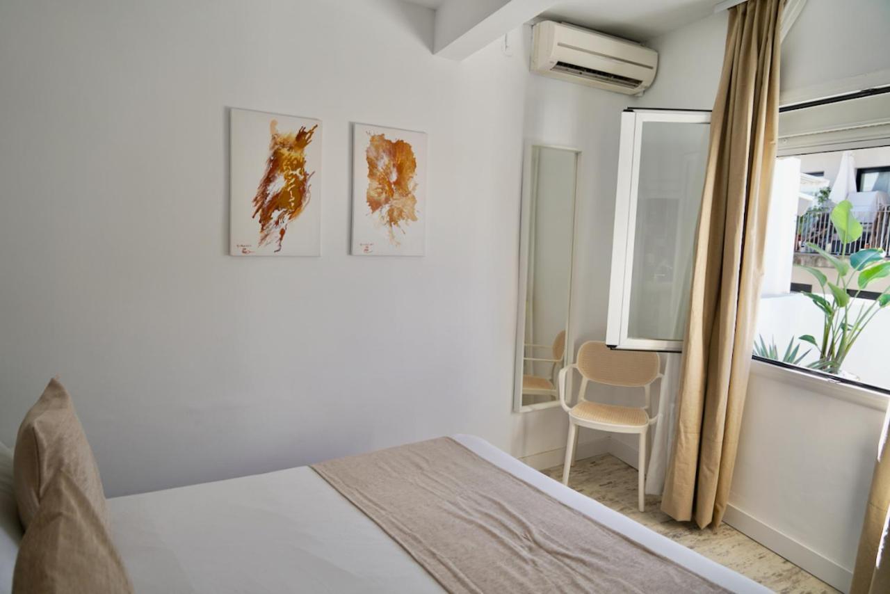 Aldara Sitges Hotel Bagian luar foto