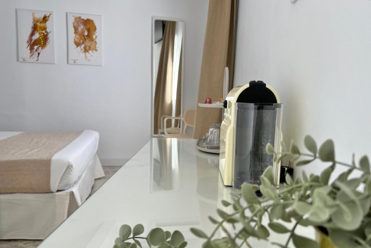 Aldara Sitges Hotel Bagian luar foto